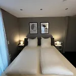 Hotel Mala Me