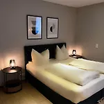 Mala Me Hotell