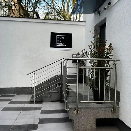 Mala Me Hotel